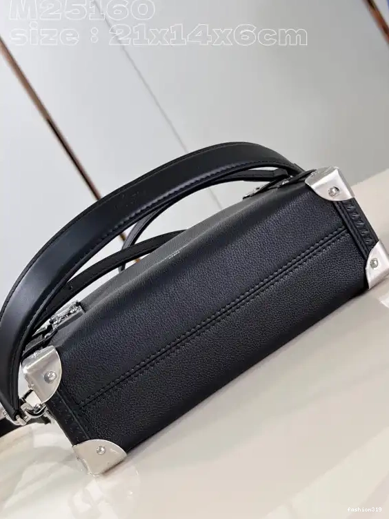 Trunk LOUIS VUITTON PM-21*14*6CM Side 0401